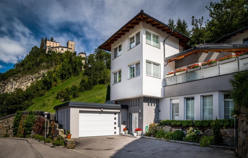 Apartments Schloss-Weissenstein-Strasse Matrei in Osttirol Esterno foto
